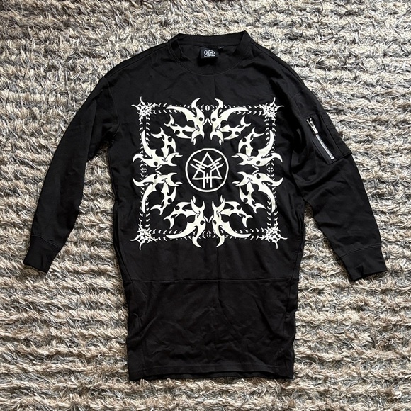 Long Clothing Tops - Unisex Long Clothing Black Graphic Long Sleeve Shirt/Dress